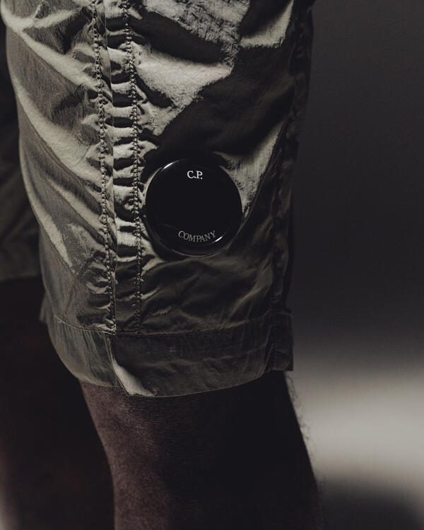 ミュージシャン P.C.F APPAREL / DETACHABLE CARGO SHORTS C.P. Company CHROME-R CARGO SHORTS | 16CMBE179A005904G-627 | AFEW